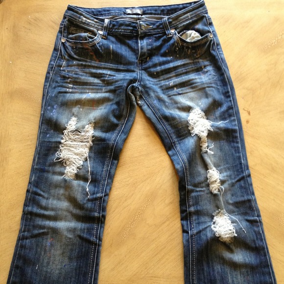 Delia's distressed paint-splattered jeans