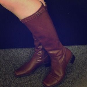 Michelle D Brown Leather Boots 7 W