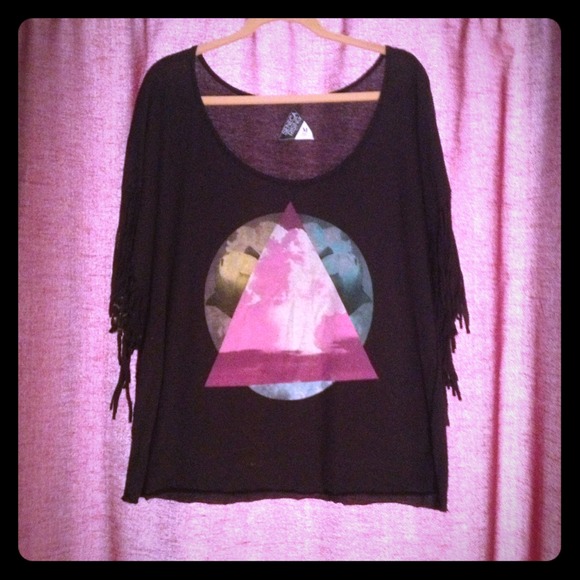 Oversized top with fringed sleeves from PAC SUN