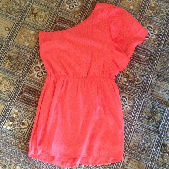 One shoulder coral pink dress