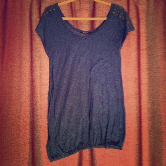 Star-studded sleeve tunic