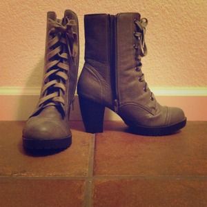 Grey boots, only been worn once.