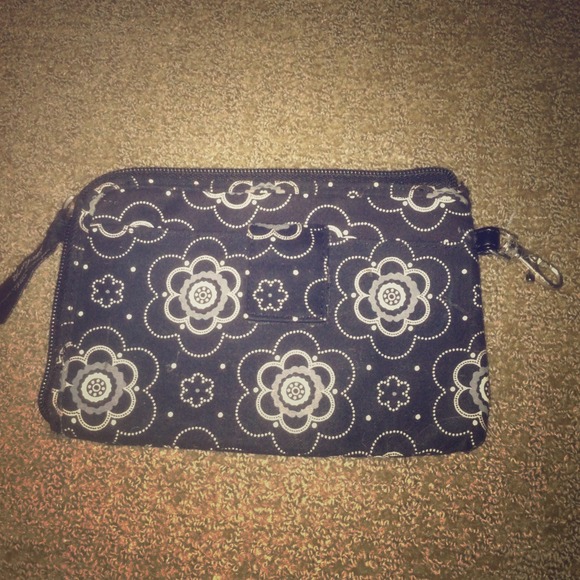 Thirty-one black and white wallet 👛