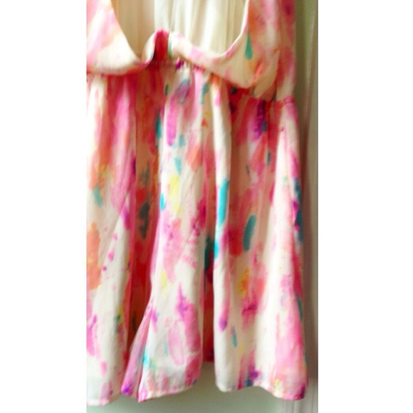 ColorWave Romper - Picture 4 of 4