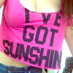 SMALL PINK REBEL YELL CROPPED TEE