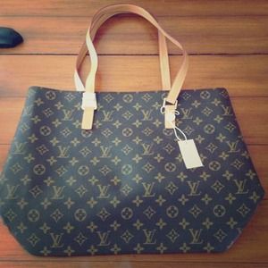 ❌ON HOLD❌Louis Vuitton inspired 'Cabas Mezzo'