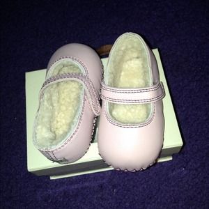 Authentic UGG Australia infant Honey B
