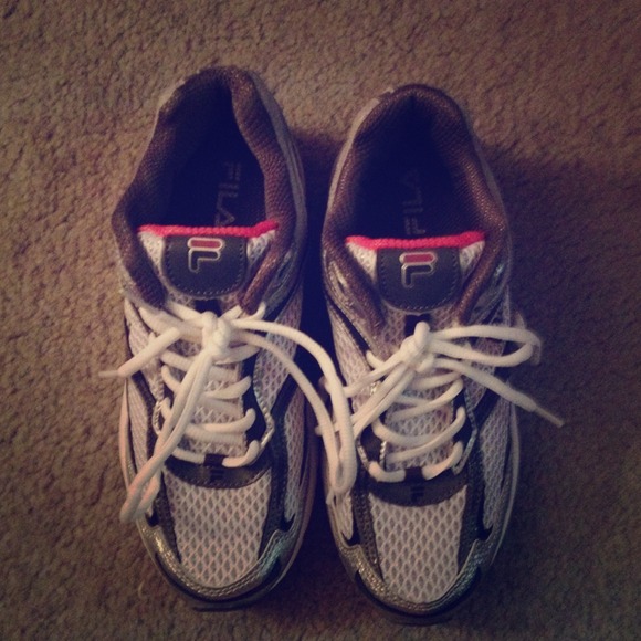 Brand New Fila tennis shoes!👟