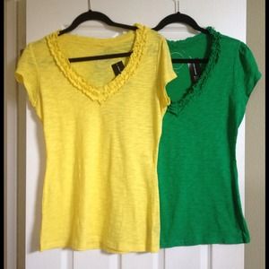 🔴HOLD for makemeadeal🔴 Yellow and green INC Tops