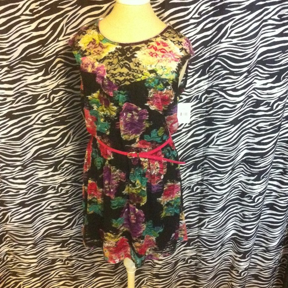 Floral lace dress