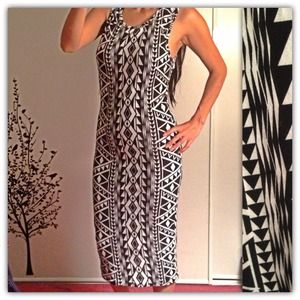 ❗Sale❗◼◻Cute black/white tribal print dress!