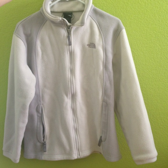 North Face sweater $25