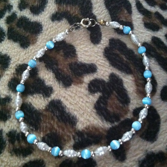 Ankle bracelet