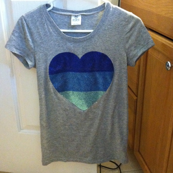 Victoria's Secret pink tee