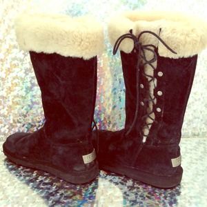 U G G  Boots