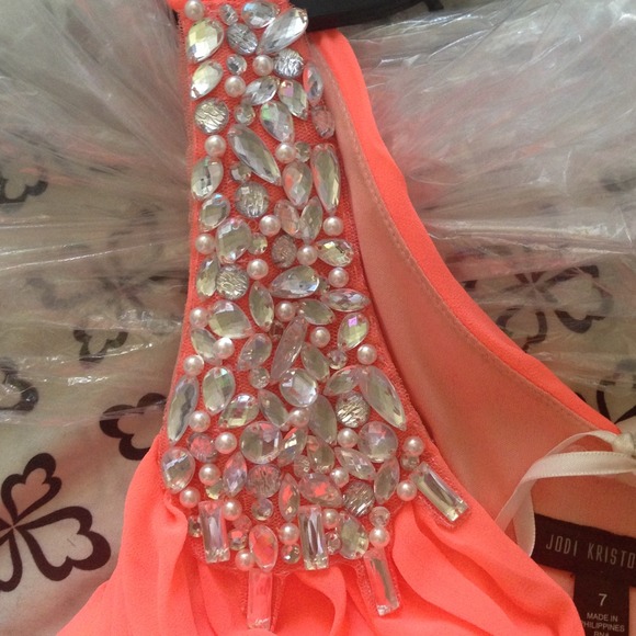 High low prom dress - Picture 4 of 4