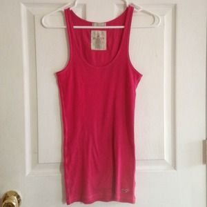 Hollister tank