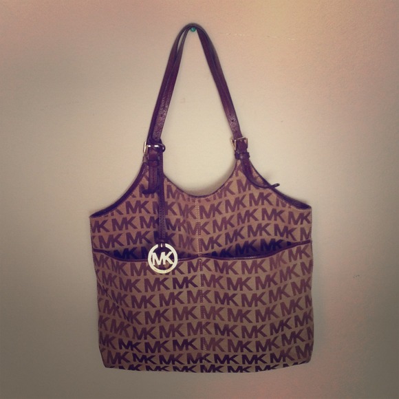 Michael Kors purse