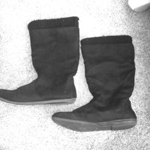 REDUCED💋💕😱Black pair of cute boots from TARGET