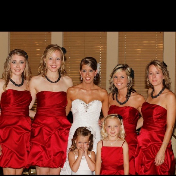 Size 4 apple red dress from David's bridal $80