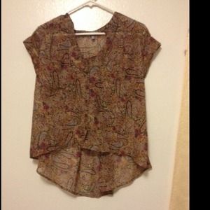 🚫SOLD🚫Hi-low button dwn blouse