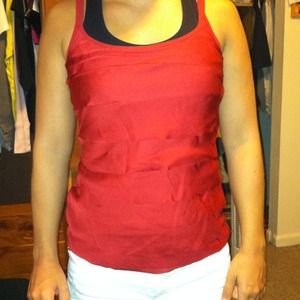 Red layered tank