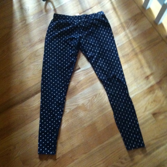 black dot leggings