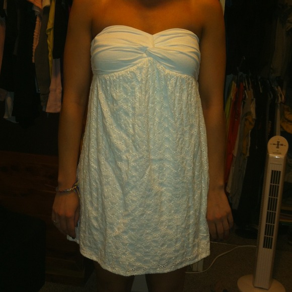 Forever 21 white strapless sun dress