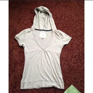 Abercrombie grey top
