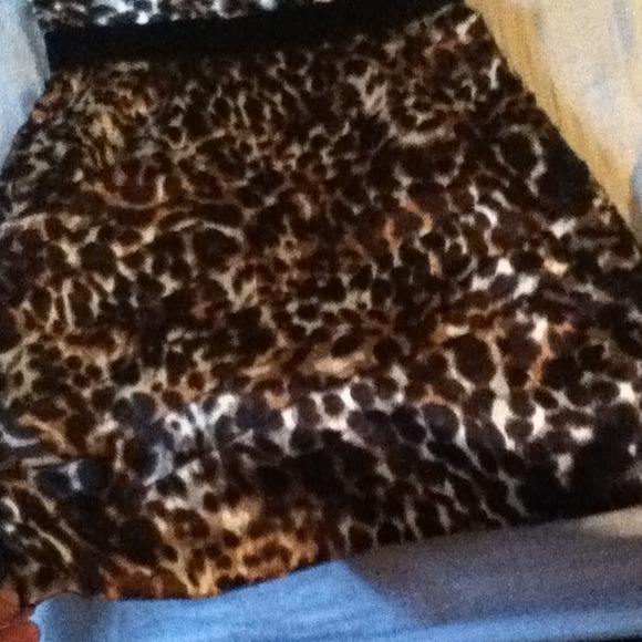 Leapord print one shoulder dress - Picture 3 of 3