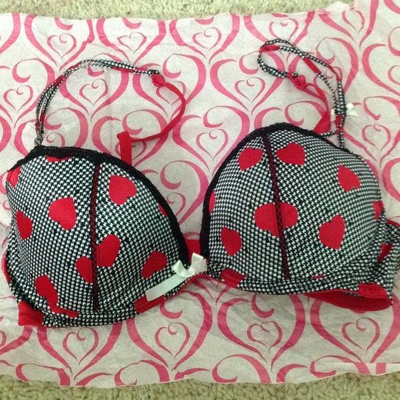 Sold@Jlwitty Victoria's Secret Sexy Little Things