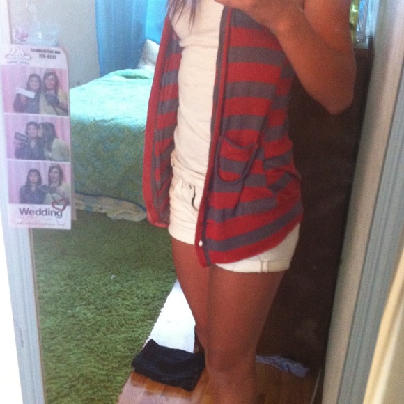 Cardigan - Picture 2 of 2