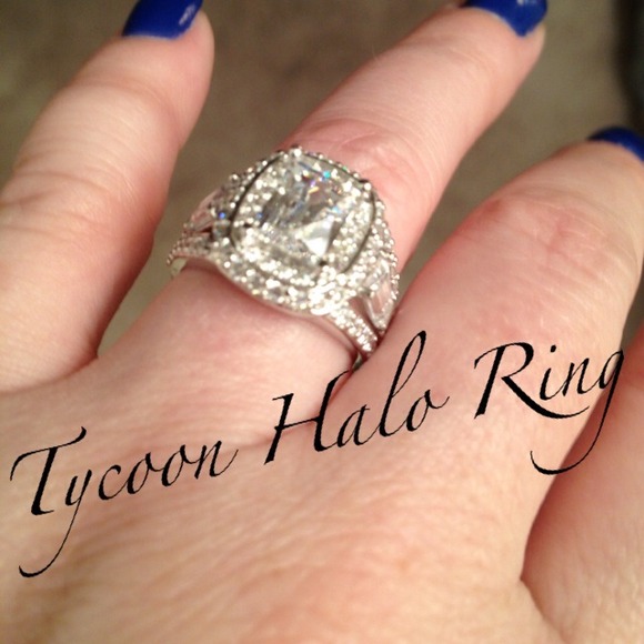 Tycoon Jewelry - Tycoon Platinum/Sterling Halo Ring
