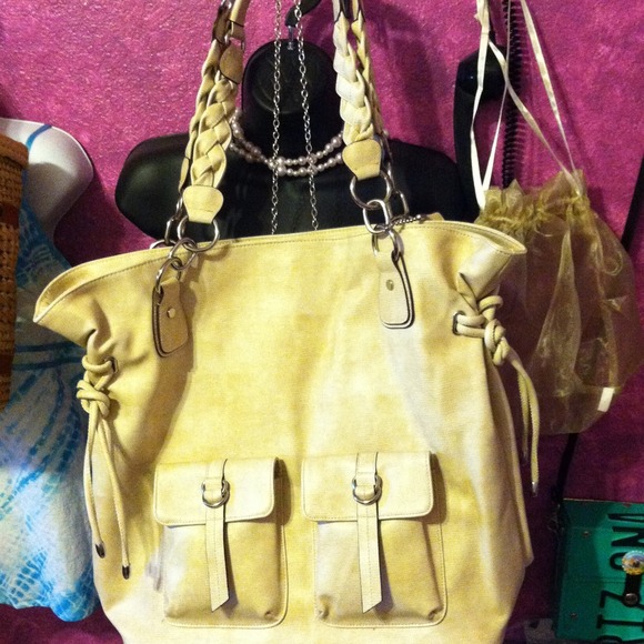 Nancy O'Dell collection XL bag