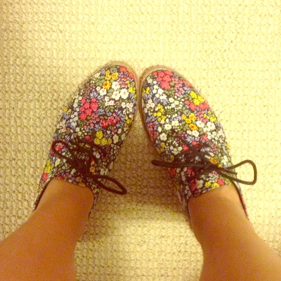 Floral shoes