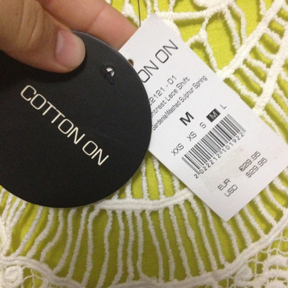 Contrast Lace Dress NWT - Picture 4 of 4