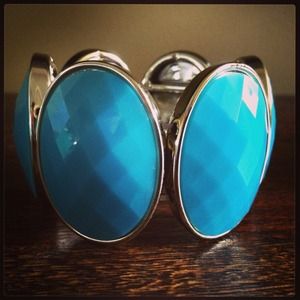 Aqua bracelet