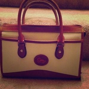 Dooney and Bourke White Satchel Bag Purse