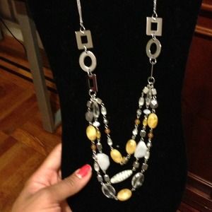 Bundled ❤Lia sophia❤ gorgeous necklace