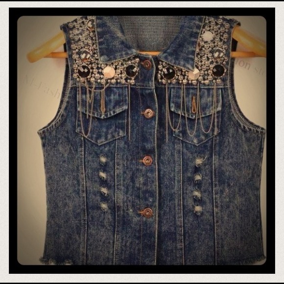 ⚓SOLD⚓NWT Denim Jean Bling/Embellished vest🔥 - Picture 3 of 4