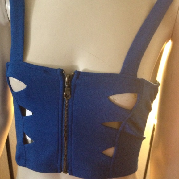 Sexy Royal Blue crop top - Picture 2 of 4