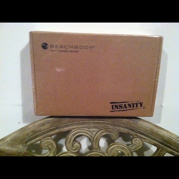 INSANITY 60 Day Complete Workout Shaun T NIB.
