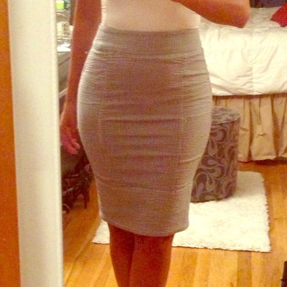 ✨Sold✨Bebe Pencil Skirt - Super Sexy!!