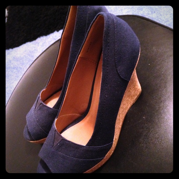 Navy Blue Wedge Heels