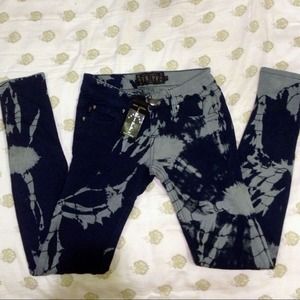 ⬇️⬇️Reduced to sell TRIPP tye dye jeggings