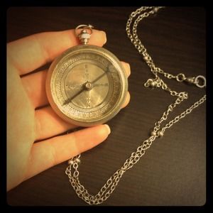 Silver Compass necklace