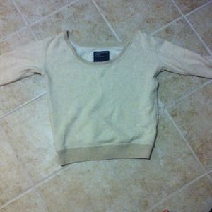 Over the shoulder sweatshirt REDUCED