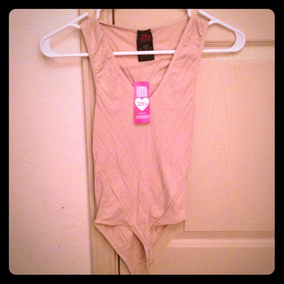 ❌soldx ❌***Beige Bodysuit
