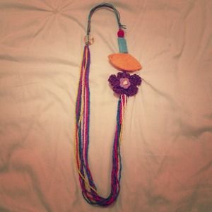 Adjustable colorful necklace