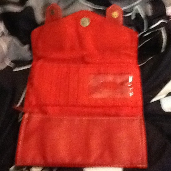 Target wallet - Picture 2 of 2
